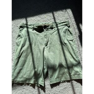 Tommy Bahama Size 38 Islandlander Style‎ 9" Green with Orange Logo Shorts Comfy